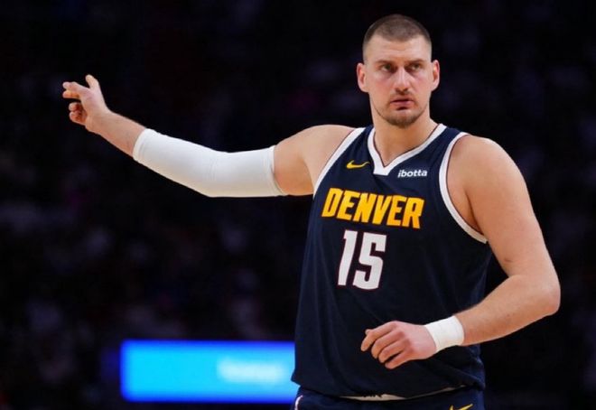 格林呼吁NBA提高球员保障标准：要标配冷热水浴池