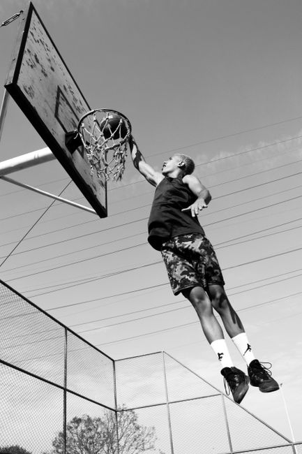 快船计划起诉NBA!小卡因不知情仅被罚70万